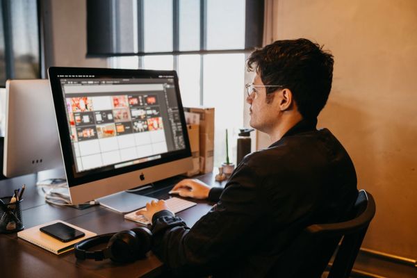 Maîtrisez la création de visuels 3d marquants en collaboration