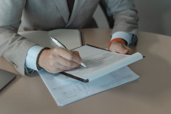Pourquoi un certificat de conformité est-il crucial pour les structures gonflables ?